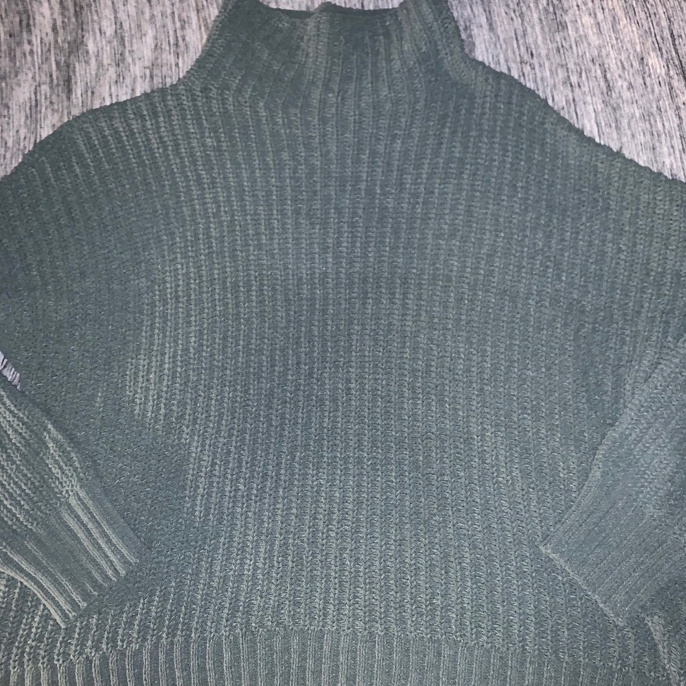 Aerie sweater